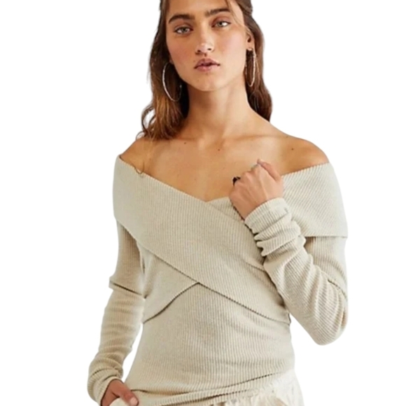 Free People Marley Off-Shoulder Neutral Oatmeal soft ribbed Wrapped Sweater sz S - Picture 3 of 11